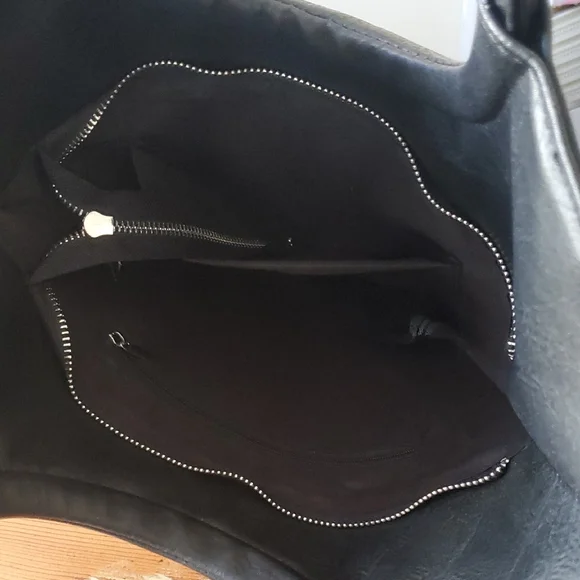 Black Fringe Studded Bag - Picture 4 of 6